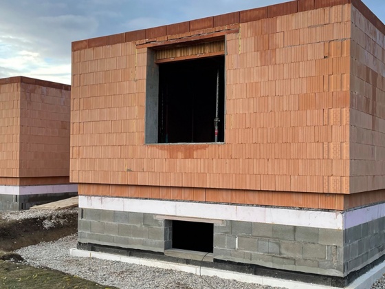 Das Erdgeschoss wird fertig Das Erdgeschoss wird fertig